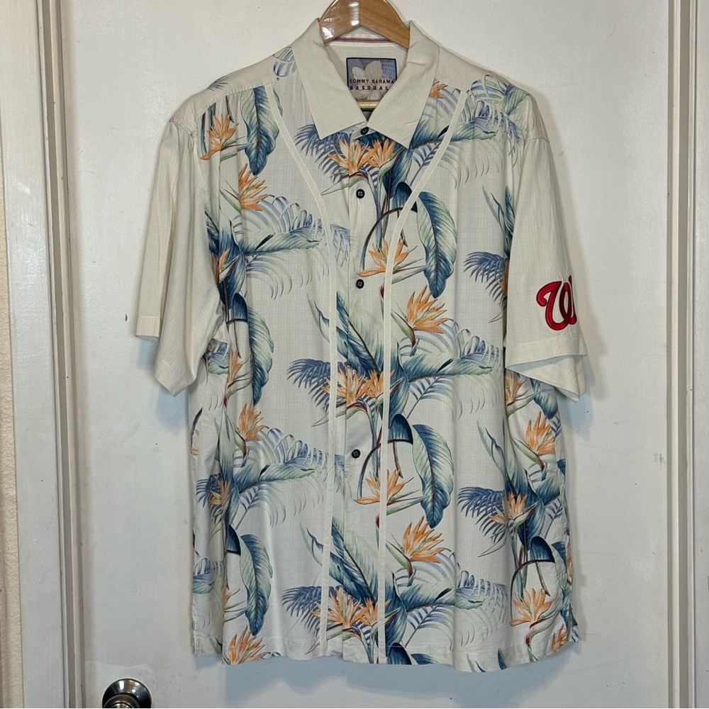 Rare Limited Edition Tommy Bahama Cream Tropical Floral Baseball Shirt Size 2XL
